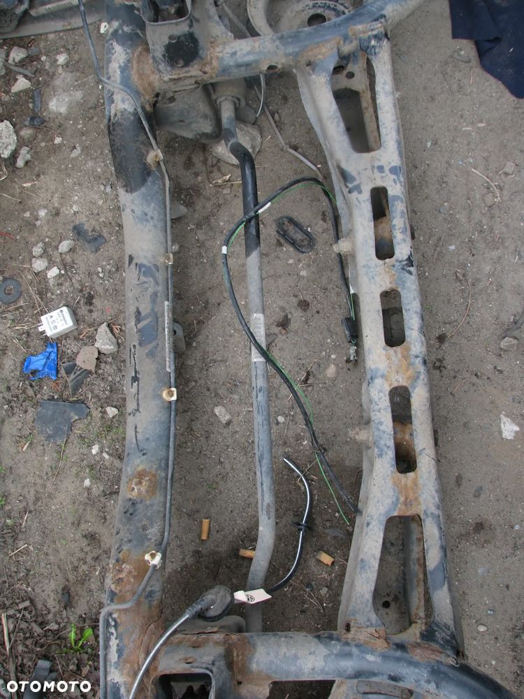 Belka zawieszenia Oś tył Tylna Sanki Wózek Jetta VI - 3