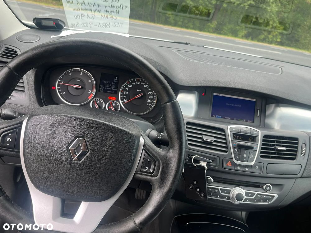Renault Laguna Coupe dCi 150 FAP Night and Day - 11
