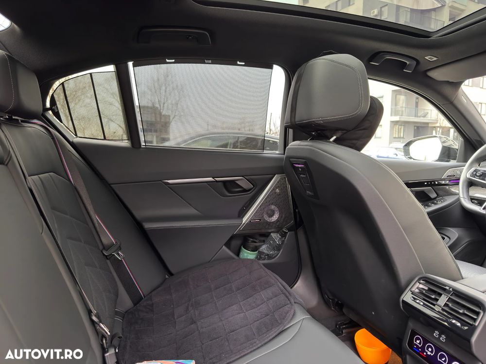 BMW Seria 5 520d AT MHEV - 11