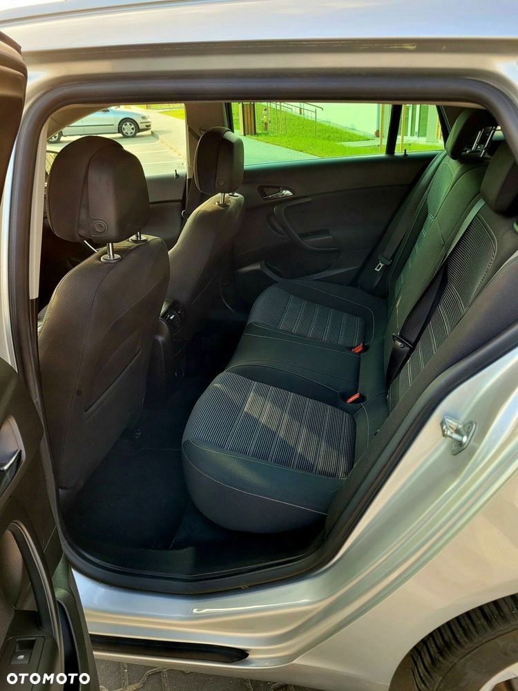 Opel Insignia 2.0 CDTI automatik Business Edition - 22