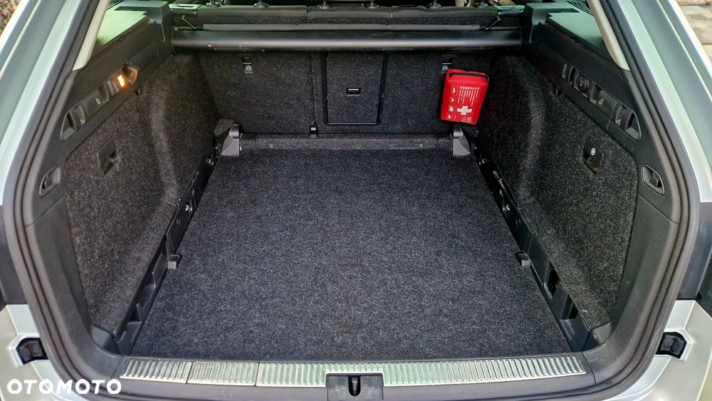 Skoda Superb 2.0 TDI Ambition DSG - 10