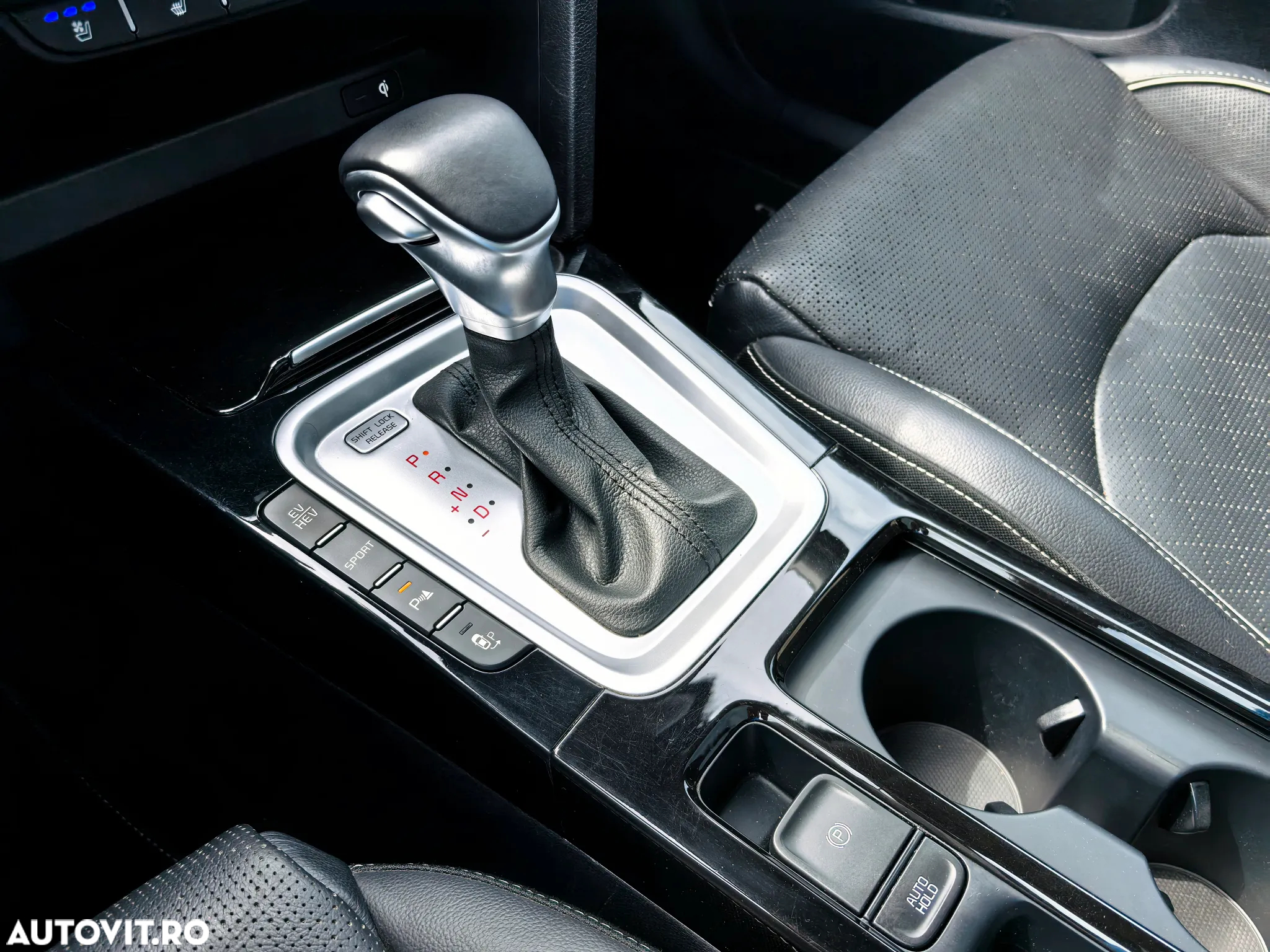 Kia XCeed 1.6 GDI 6DCT PHEV Vision - 17