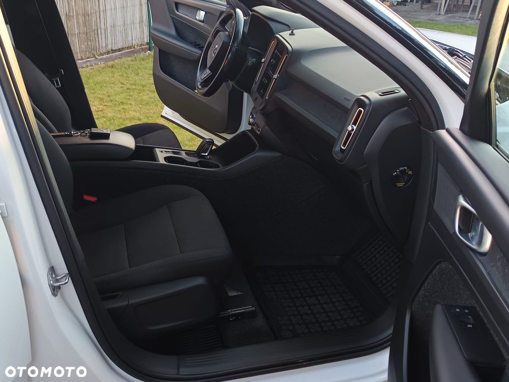 Volvo XC 40 D3 AWD Geartronic Momentum - 15