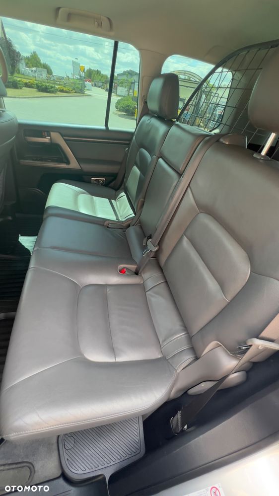 Toyota Land Cruiser LC 4.5 D-4D Prestige - 19