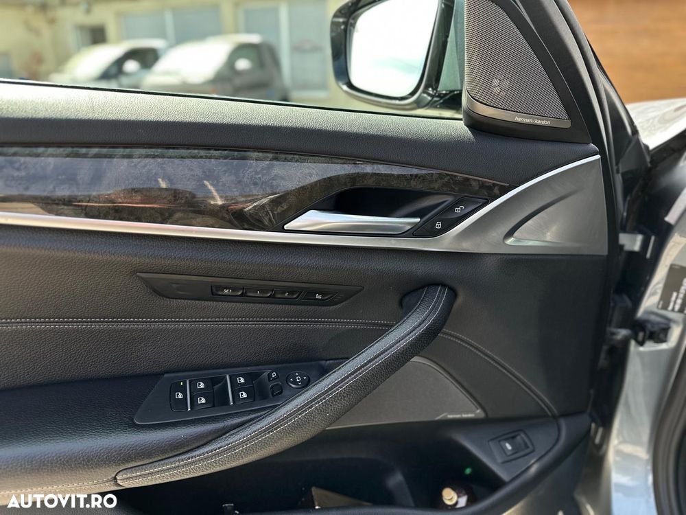 BMW Seria 5 530d xDrive Aut. Sport Line - 18