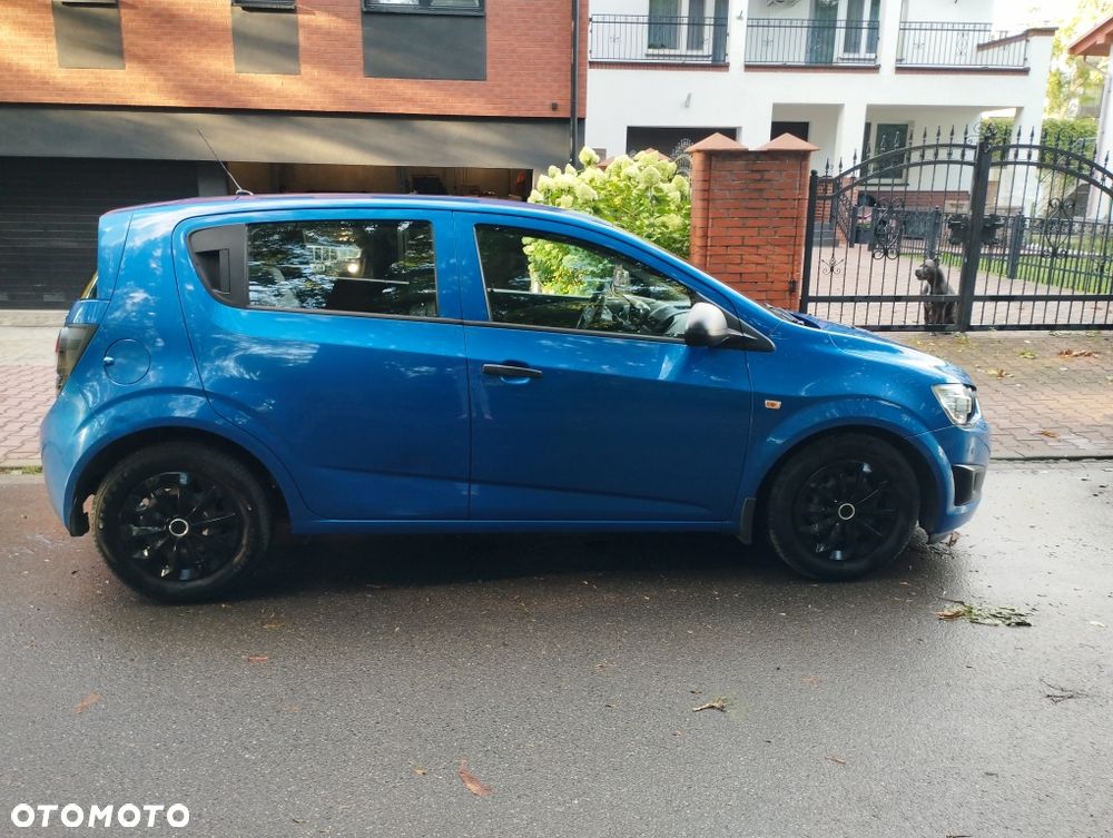 Chevrolet Aveo - 3