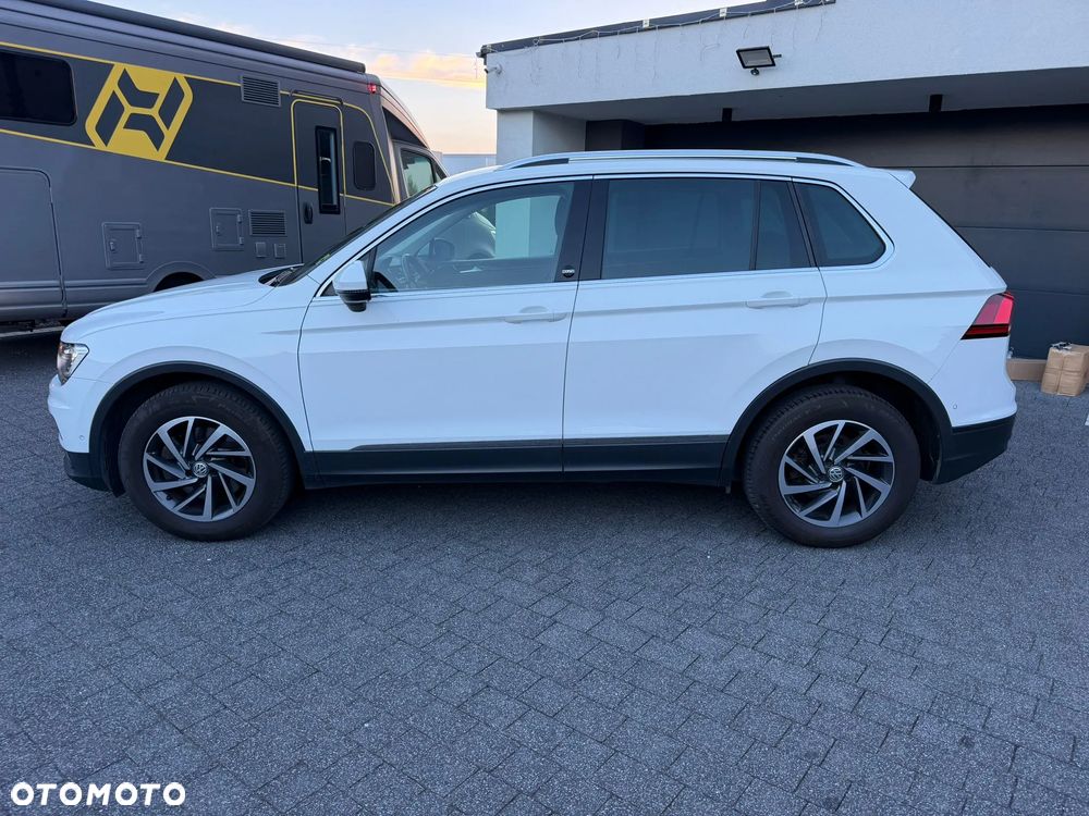 Volkswagen Tiguan 2.0 TSI 4Mot Sport&Style DSG - 9