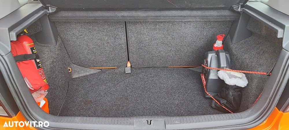 Volkswagen Polo Cross 1.9 TDI - 11