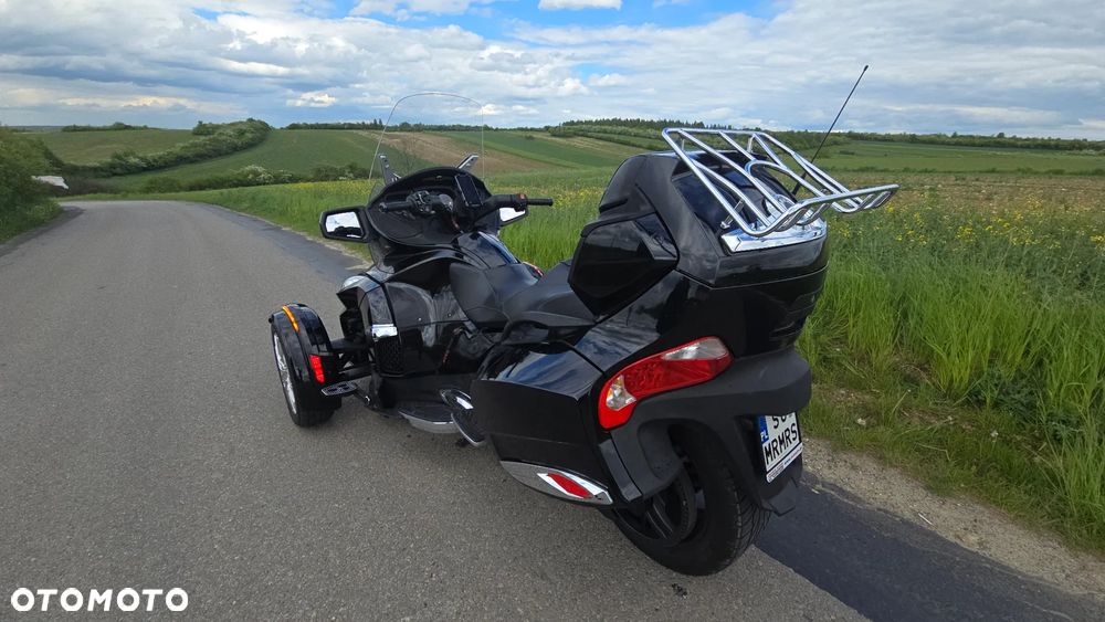 Can-Am Spyder - 37
