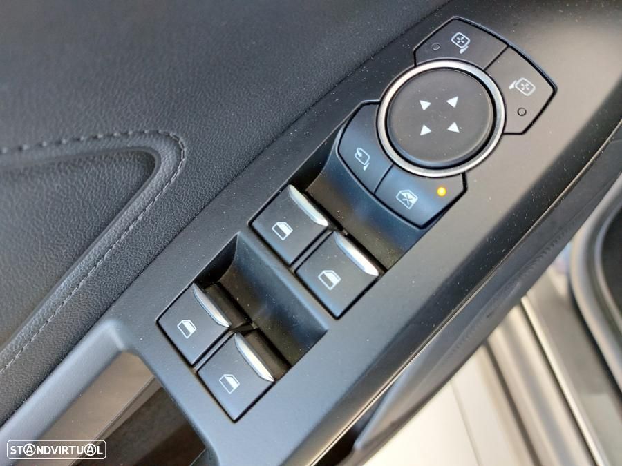 Ford Focus SW 1.5 TDCi EcoBlue Business - 16