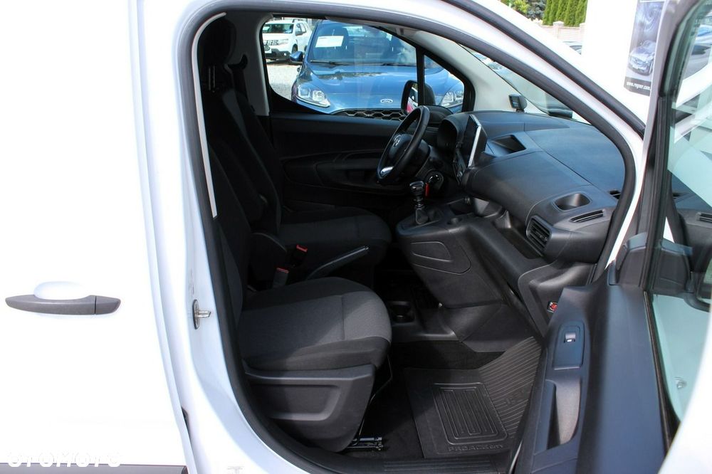 Toyota Proace City - 13