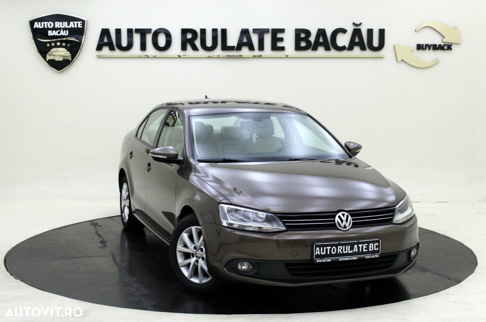 Volkswagen Jetta - 3