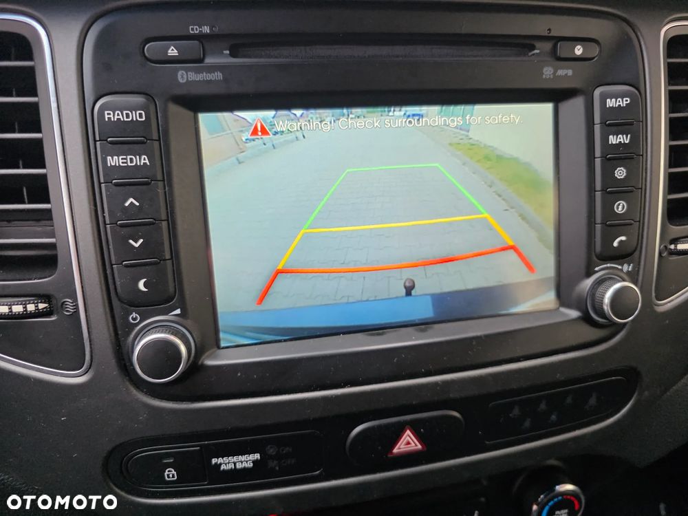 Kia Carens 1.6 GDI Edition 7 - 19