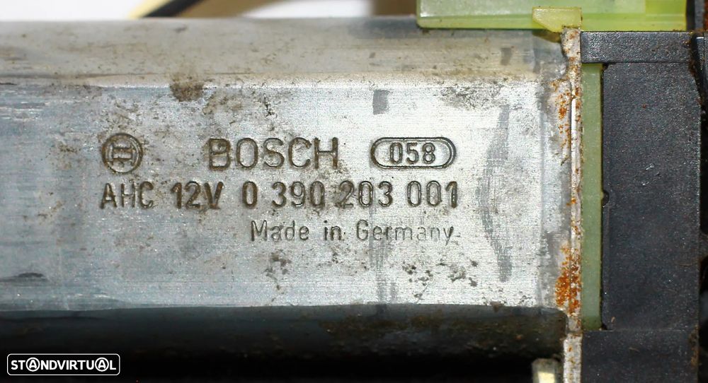 MOTOR ELEVATÓRIO DO VIDRO DIANTEIRO ESQUERDO MERCEDES W204 - 4