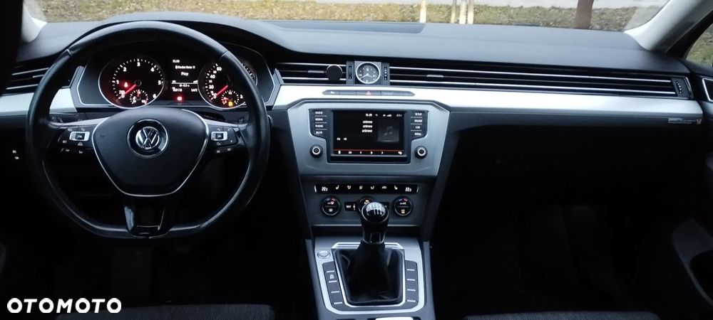 Volkswagen Passat 1.6 TDI BMT Comfortline - 2