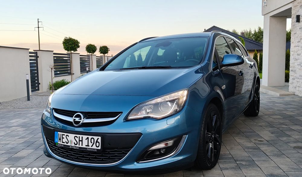 Opel Astra 1.4 Turbo Exklusiv - 3
