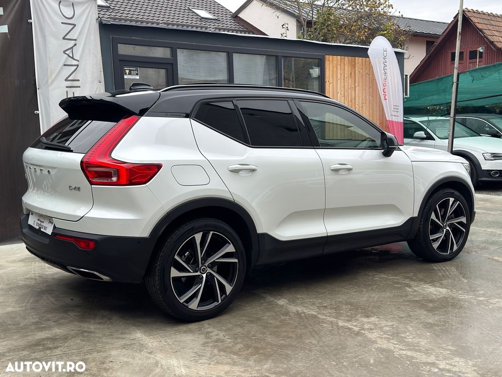 Volvo XC 40 D4 AWD Geartronic R-Design - 20