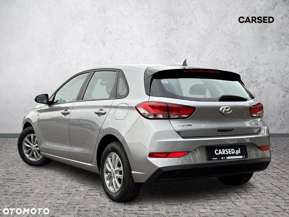 Hyundai i30 1.5 DPI Classic + - 4