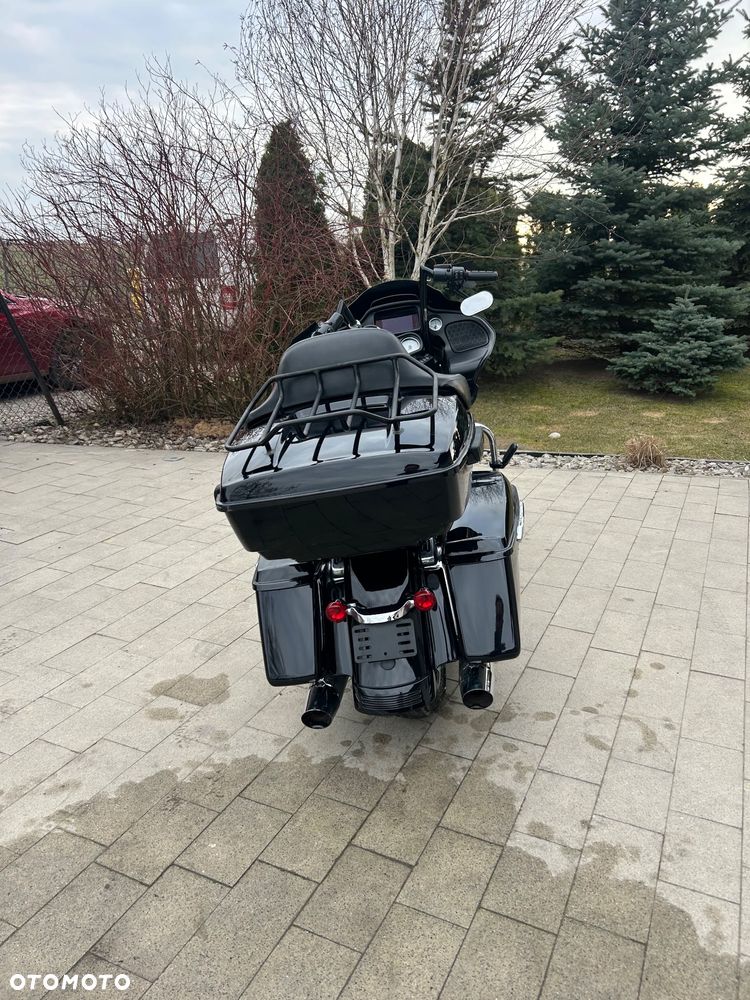 Harley-Davidson Touring Road Glide - 18