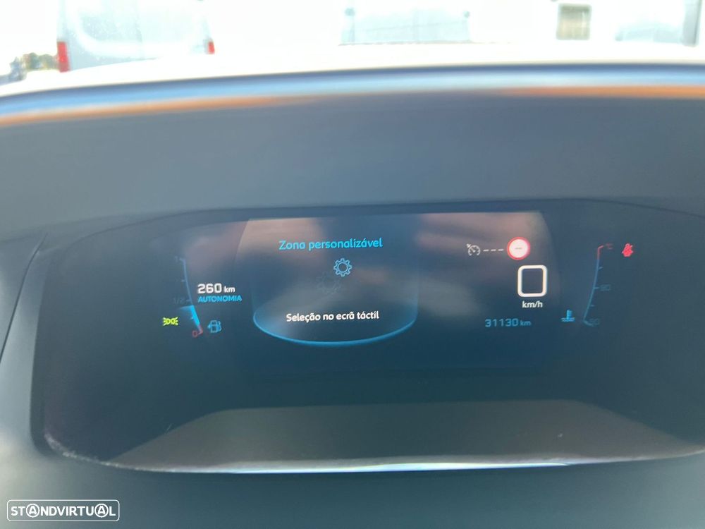 Peugeot 208 1.2 PureTech Allure - 39