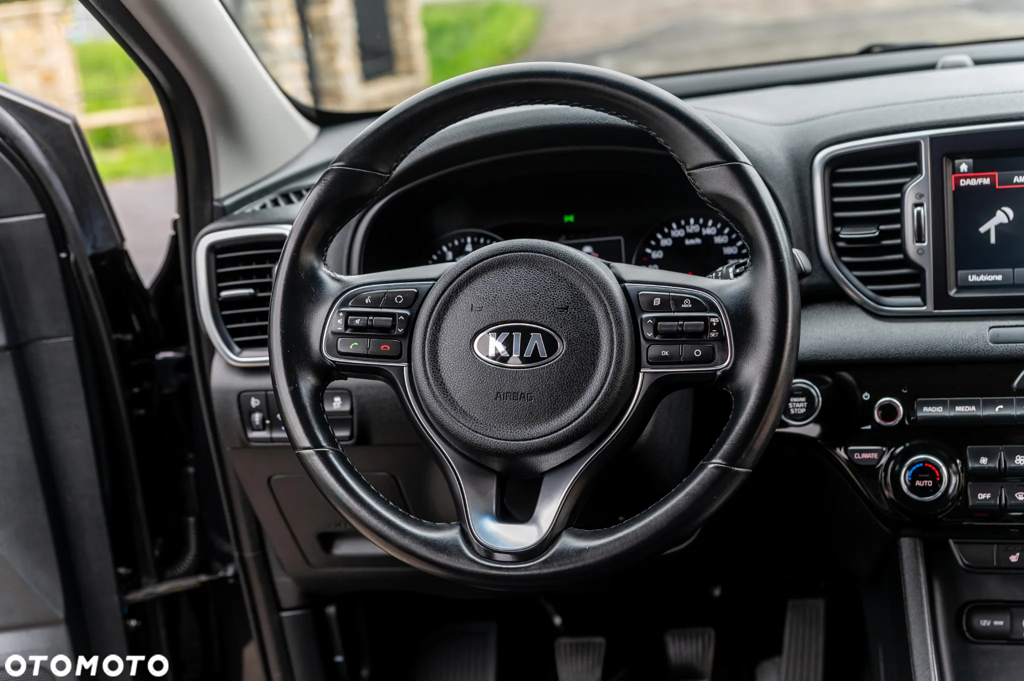Kia Sportage 1.6 GDI L Business Line 2WD - 24