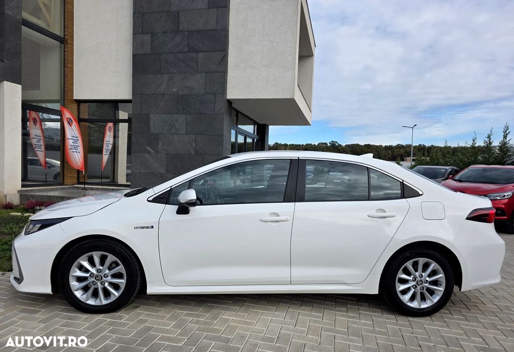 Toyota Corolla Sedan 1.8 HSD Dynamic - 4