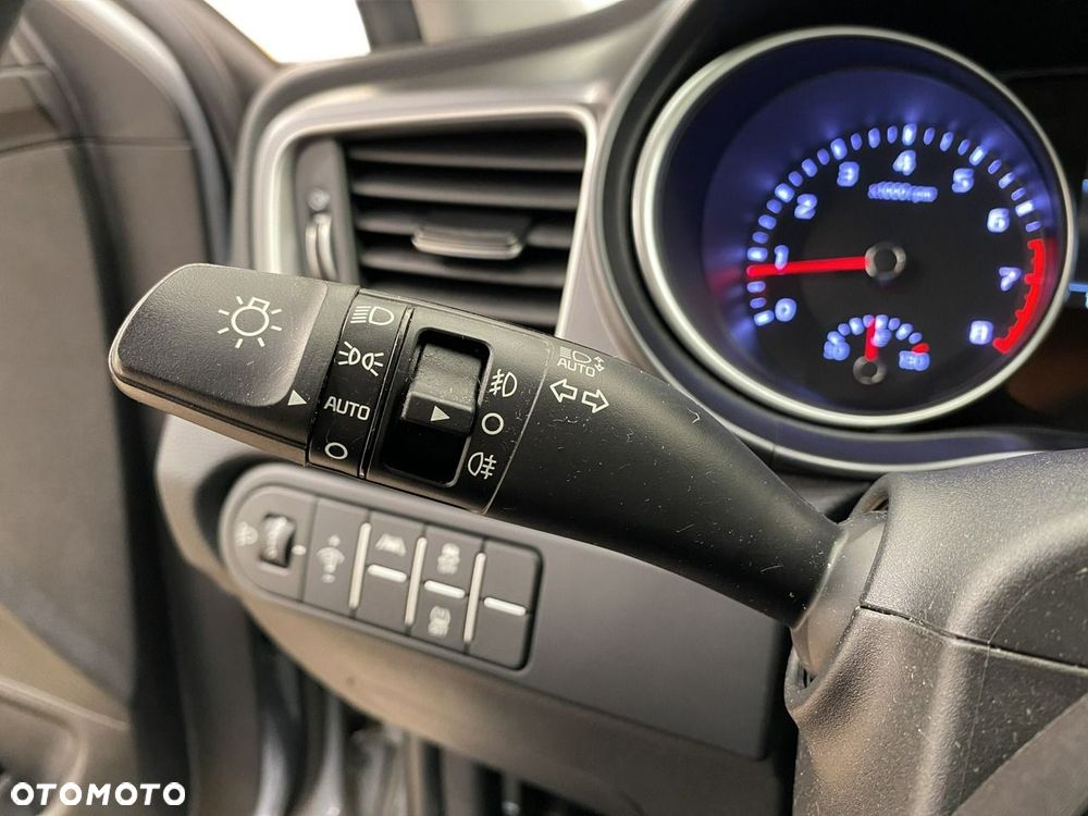Kia Ceed 1.5 T-GDI M - 26