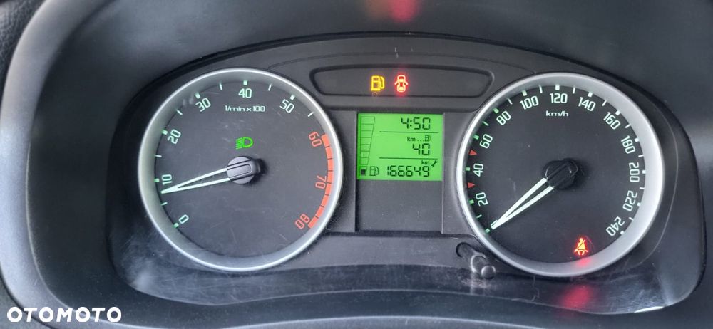 Skoda Fabia 1.4 16V Classic - 23