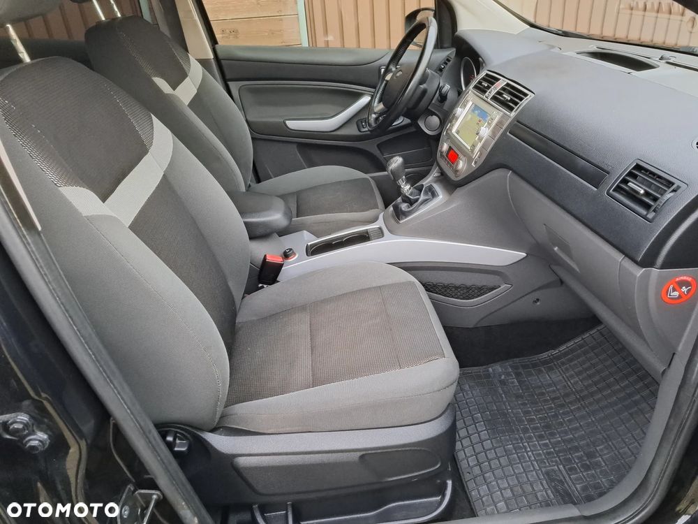 Ford Kuga 2.0 TDCi 2x4 Champions Edition - 18