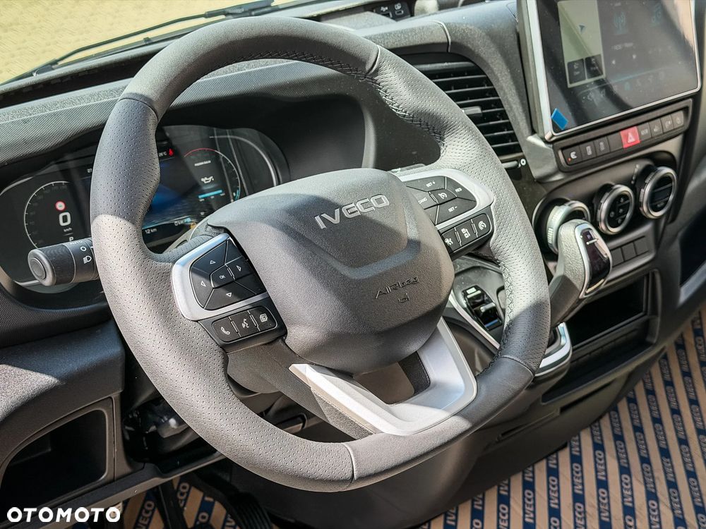 Iveco Daily 35S18HA8 V 3.0 Diesel 180 KM L3H3 - 27