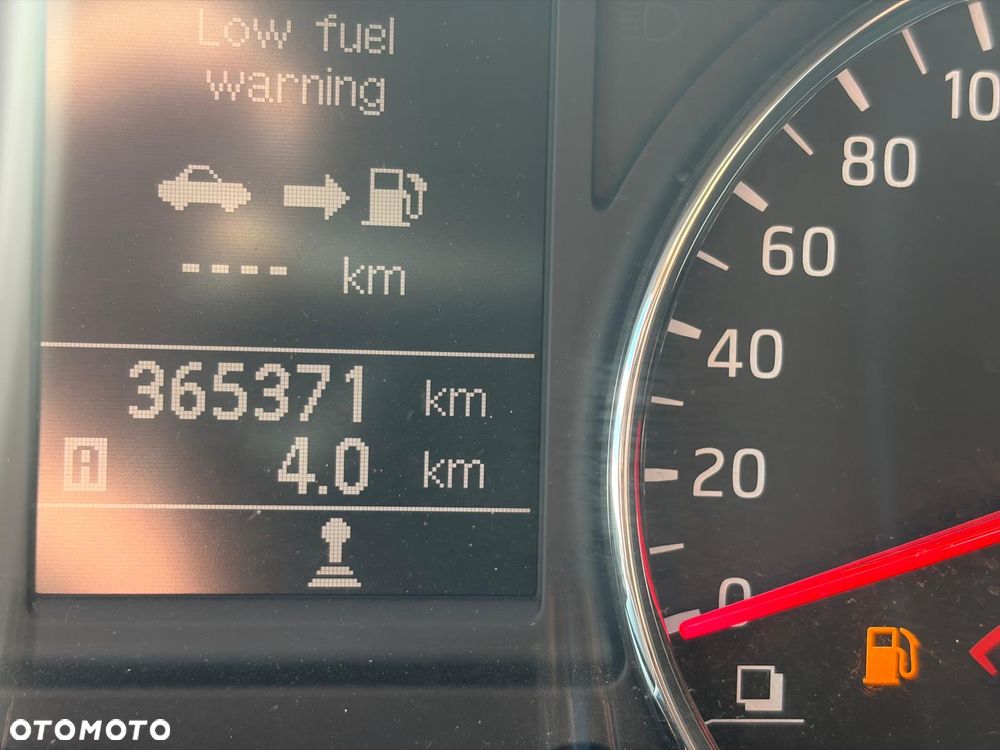 Nissan X-Trail 2.0 dCi 4x4 DPF SE - 5
