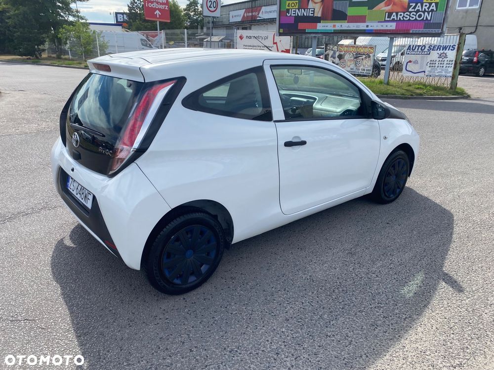 Toyota Aygo x - 23