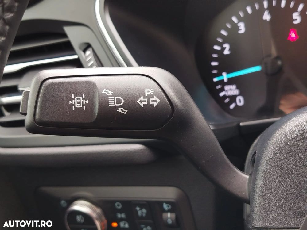 Ford Kuga - 16