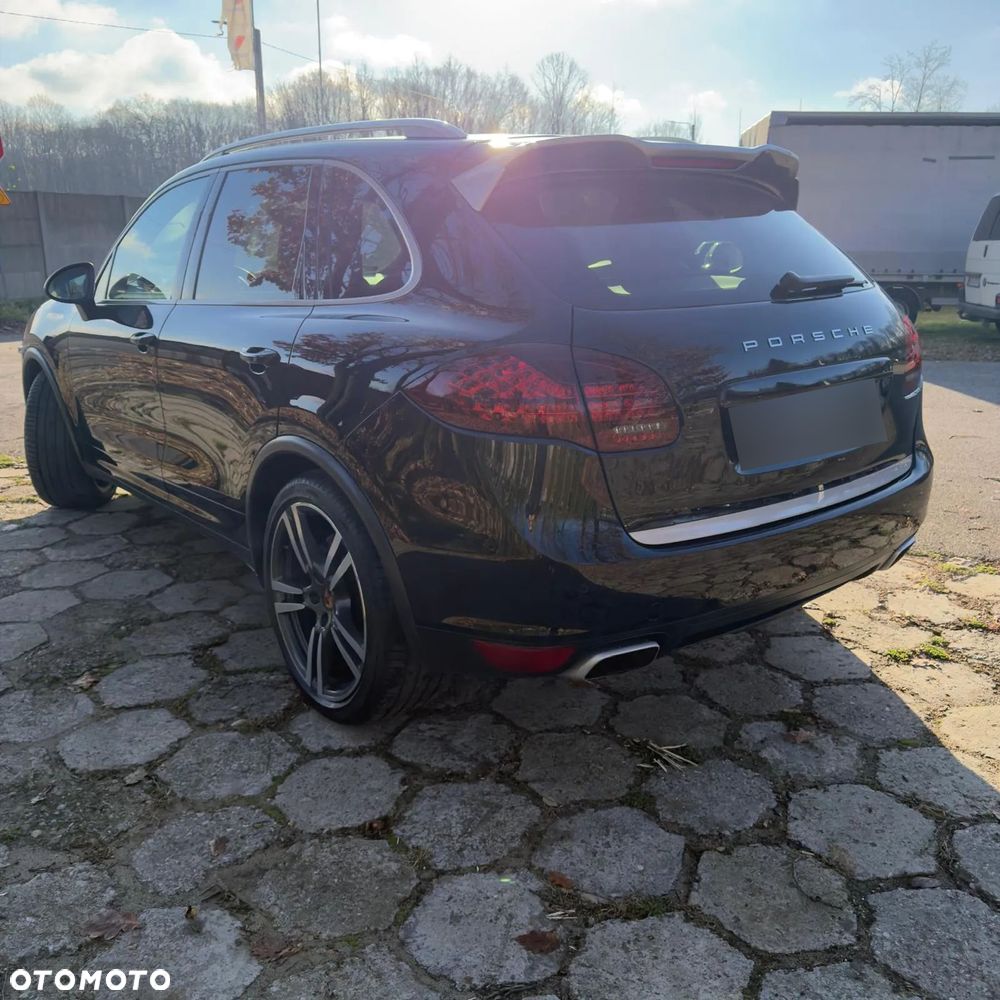 Porsche Cayenne Diesel Platinum Edition - 4