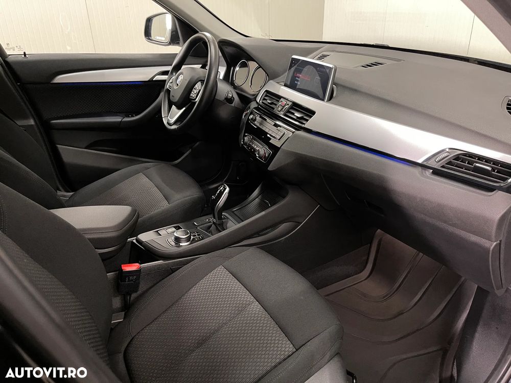 BMW X1 sDrive18d AT - 12