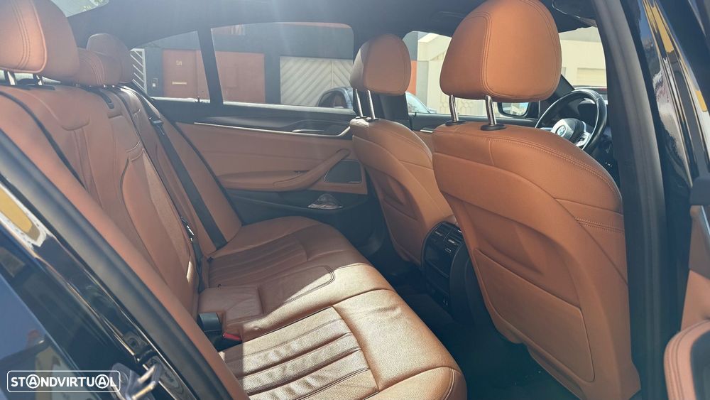 BMW 530 e Pack M — fotografia 15
