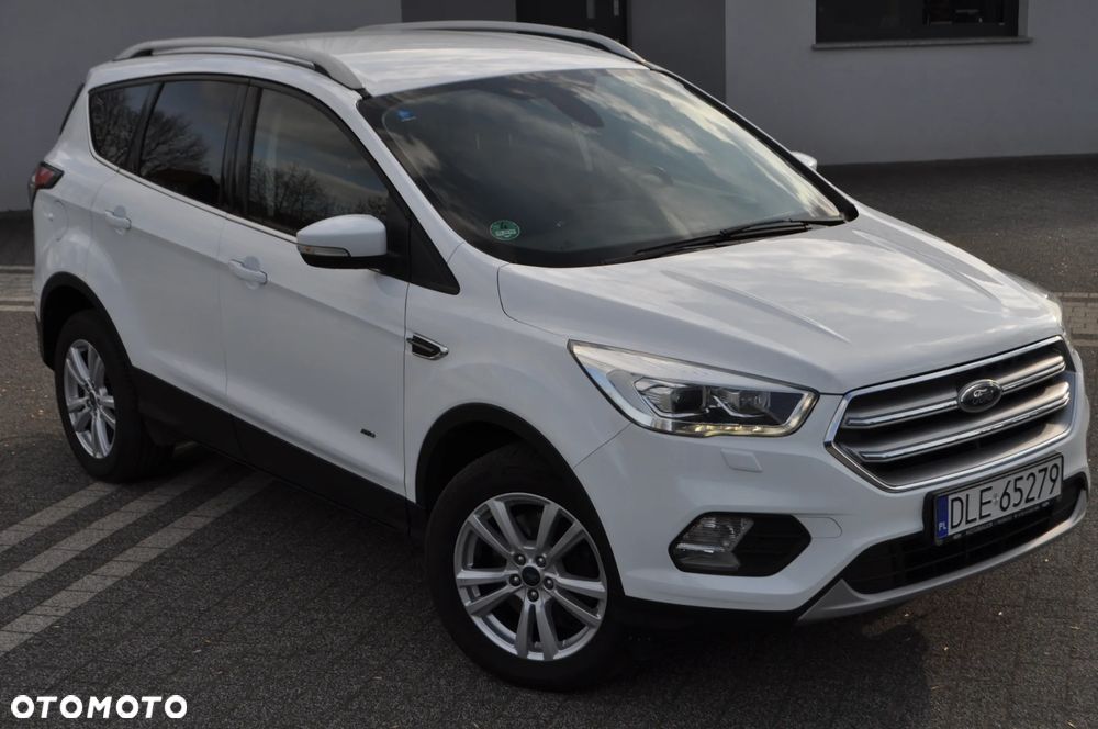 Ford Kuga 2.0 TDCi 4x4 Titanium - 27