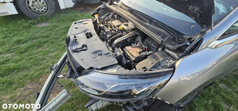 Renault Espace 1.6 dCi Energy Initiale Paris EDC - 21