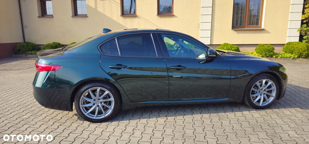 Alfa Romeo Giulia 2.0 Turbo Sprint - 3