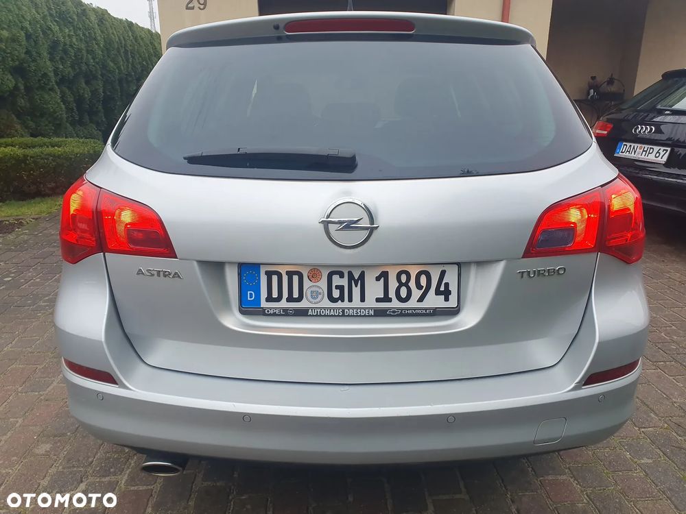 Opel Astra 1.4 Turbo - 9