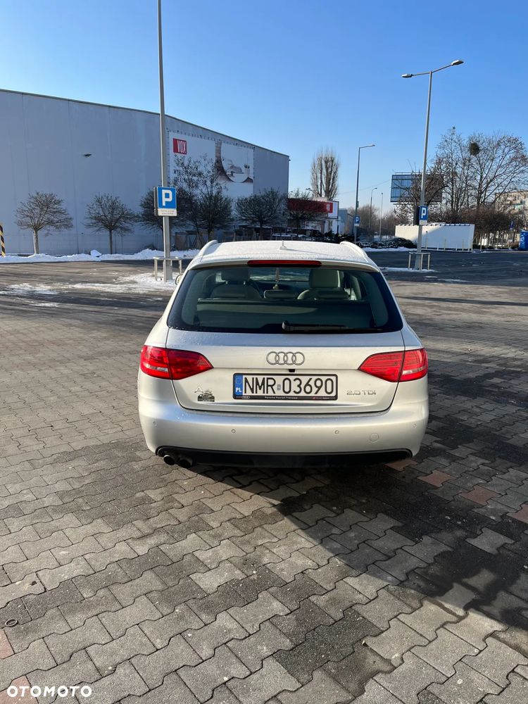 Audi A4 Avant 2.0 TDI DPF Attraction - 11