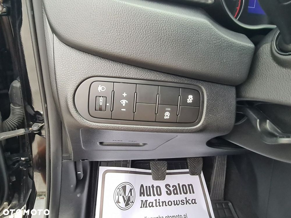 Kia Carens 1.7 CRDi L 7os - 19