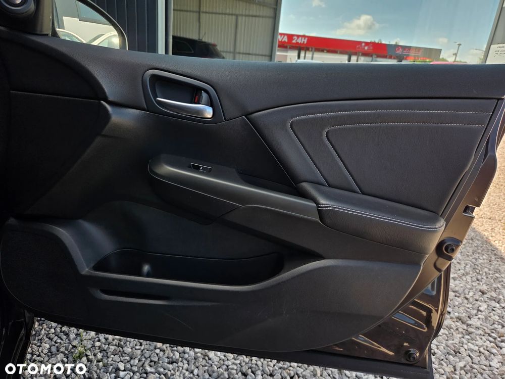 Honda Civic 1.8 i-VTEC Automatik Elegance - 17
