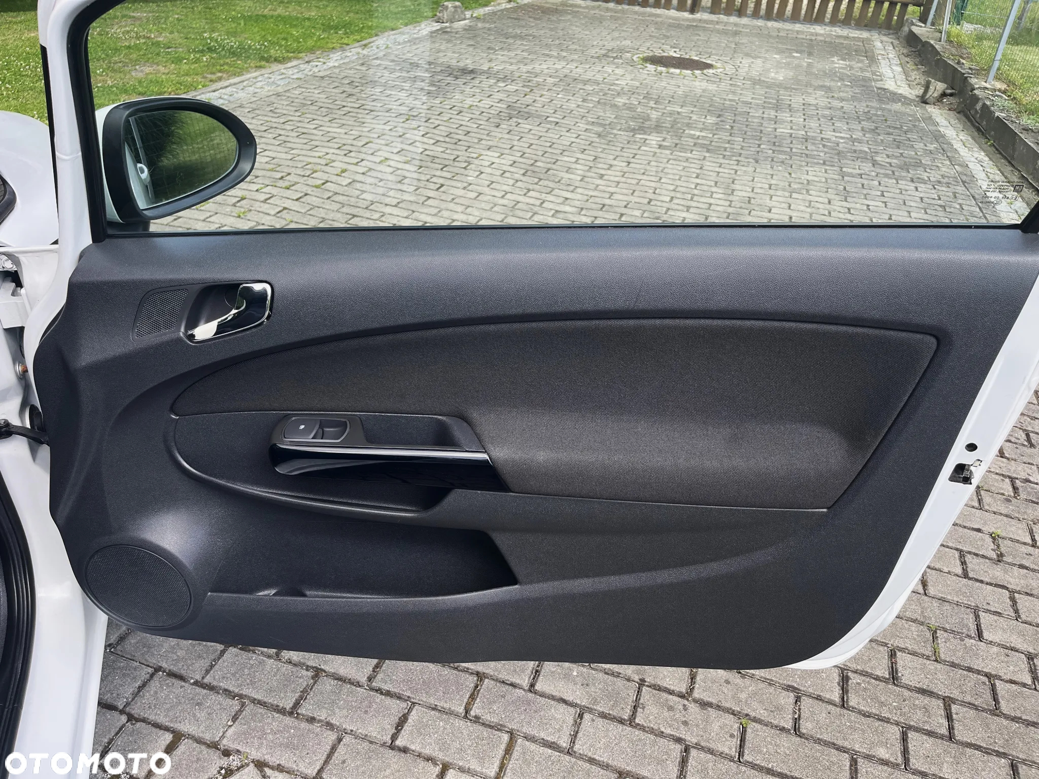 Opel Corsa 1.4 16V Automatik Navi - 33