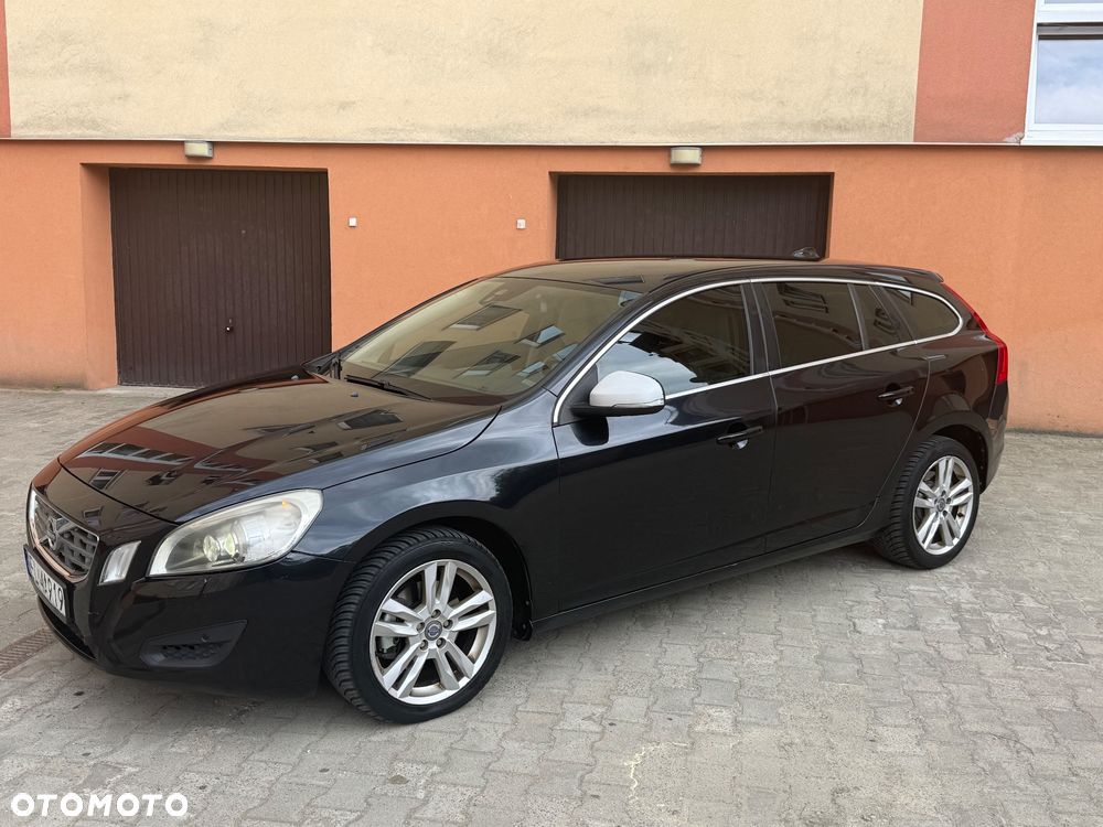 Volvo V60 D4 Momentum - 2