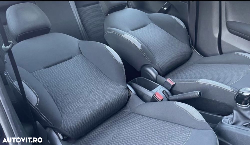 Peugeot 208 PureTech 110 Stop & Start Allure - 28