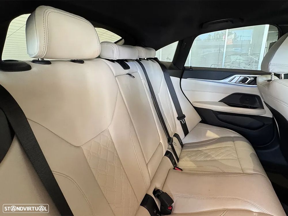 BMW i4 eDrive40 Pack Desportivo M - 9