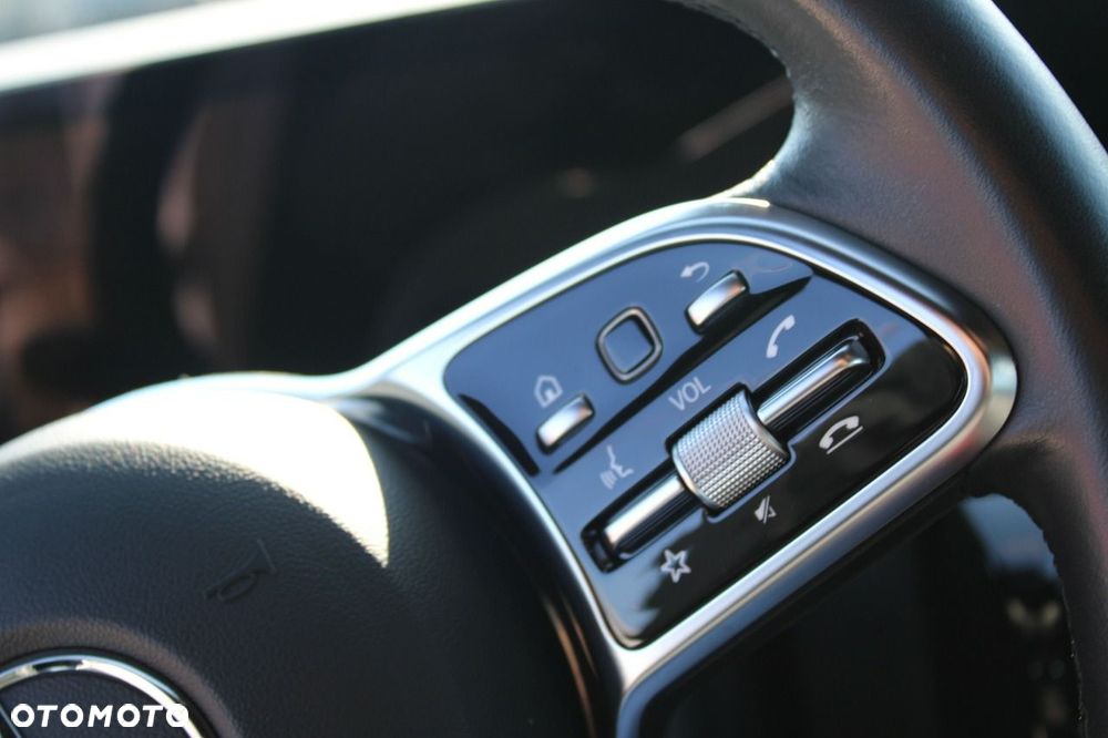 Mercedes-Benz CLA - 23