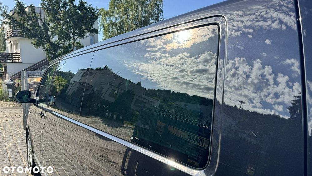 Volkswagen Caravelle - 23