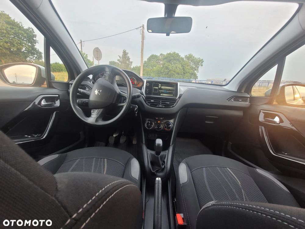 Peugeot 208 1.2 PureTech Active - 10